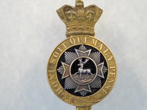 QVC Bedfordshire Regiment Officers Glengarry Badge