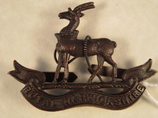 Royal Warwickshire Regiment Officers WW1 SD Cap Badge