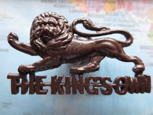 The Kings Own Royal regiment WW1 Officers FS Cap badge