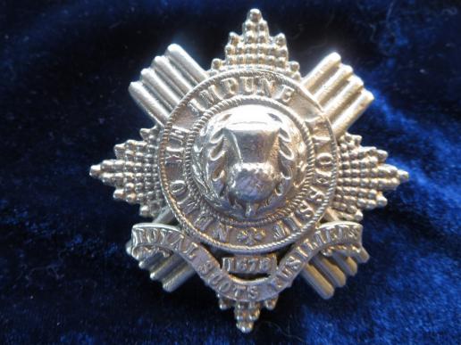 Royal Scots Fusiliers 1st Battalion  Pipers White Metal Feather Bonnet Badge