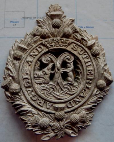 Argyll & Sutherland Highlanders WW2 Bakelite Economy badge