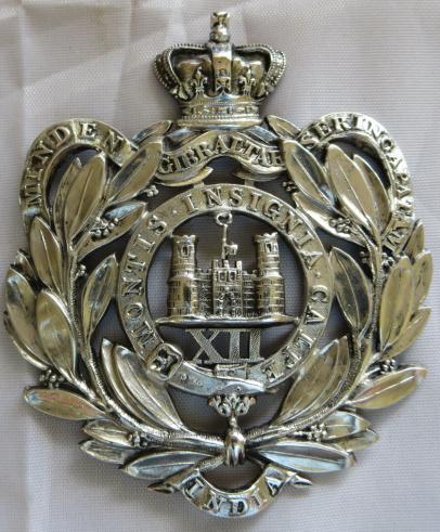 Victorian The Suffolk Regiment Large  Silver Officers Badge